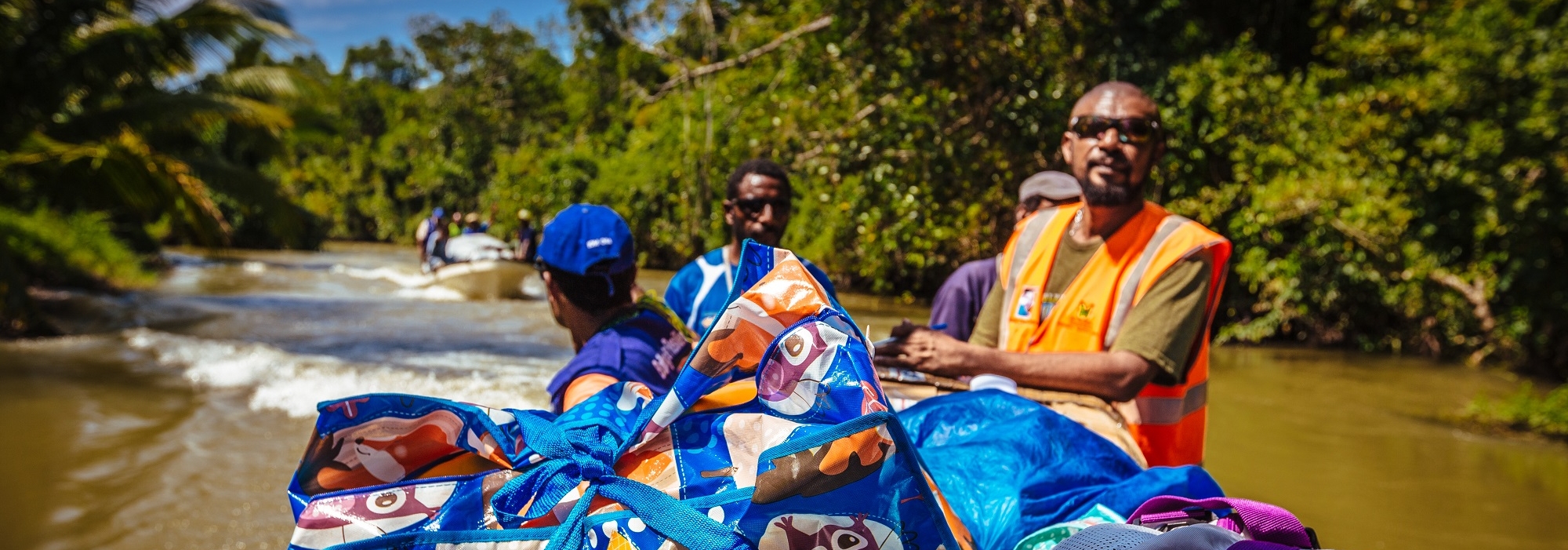 Delivering NFI's to remote communities displaced by flooding - Photo Muse Mohammad © IOM