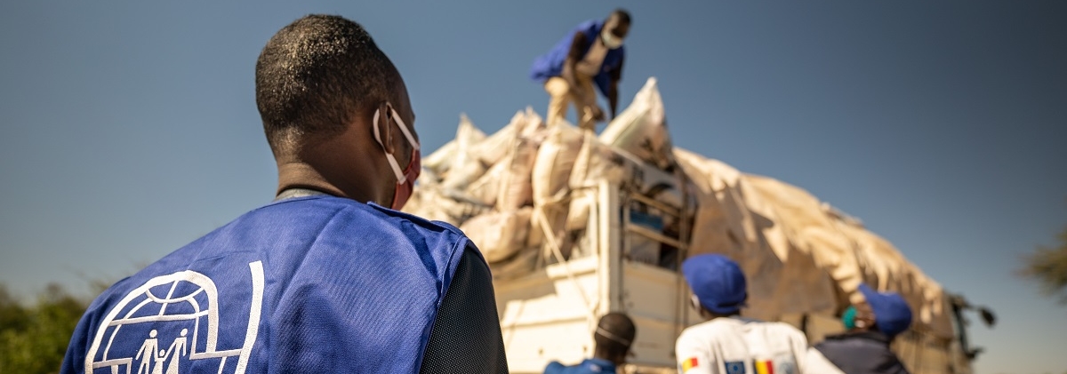 Transport of humanitarian assistance in Chad